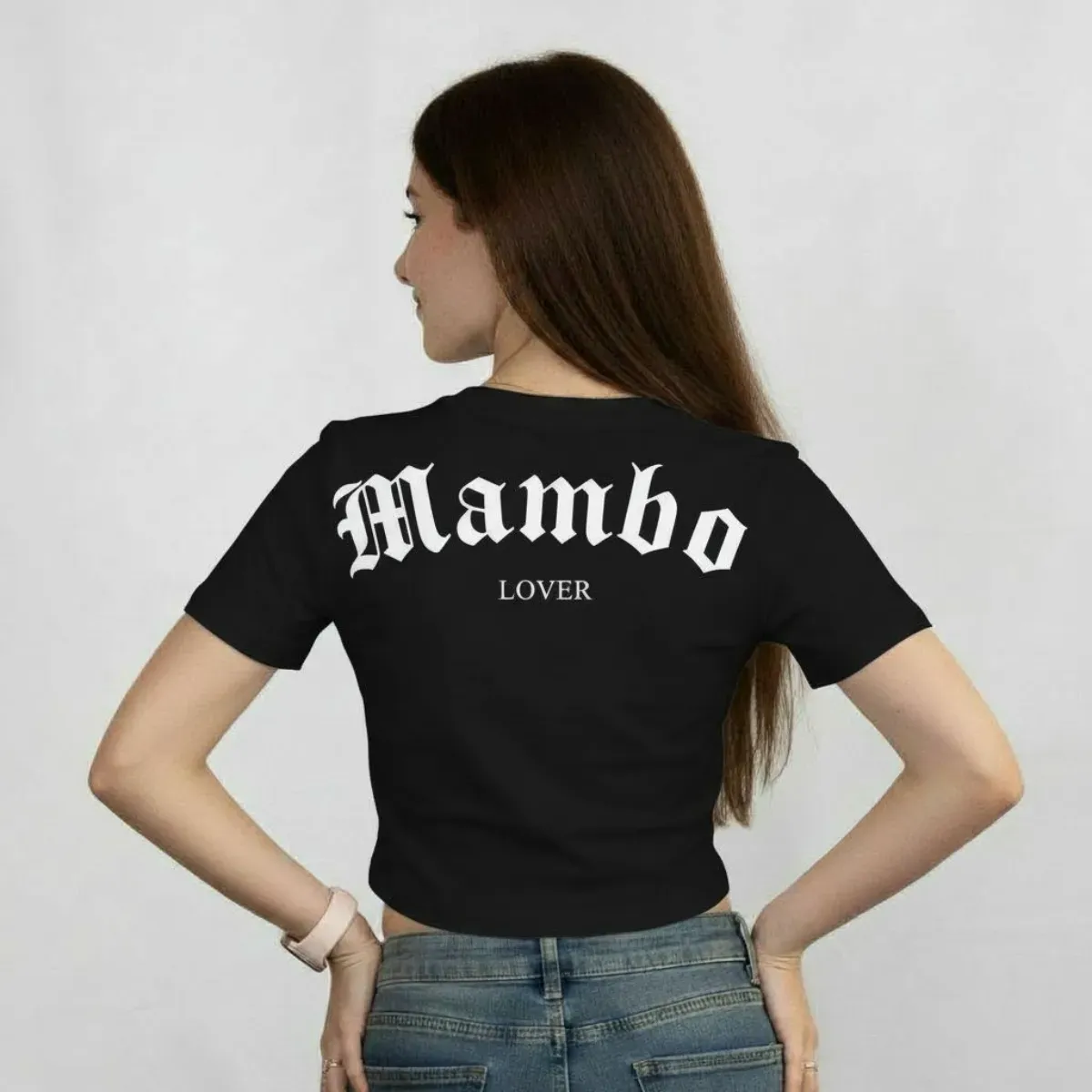 Top Mambo Lover negro, vista de espalda con el diseño Mambo Lover en blanco