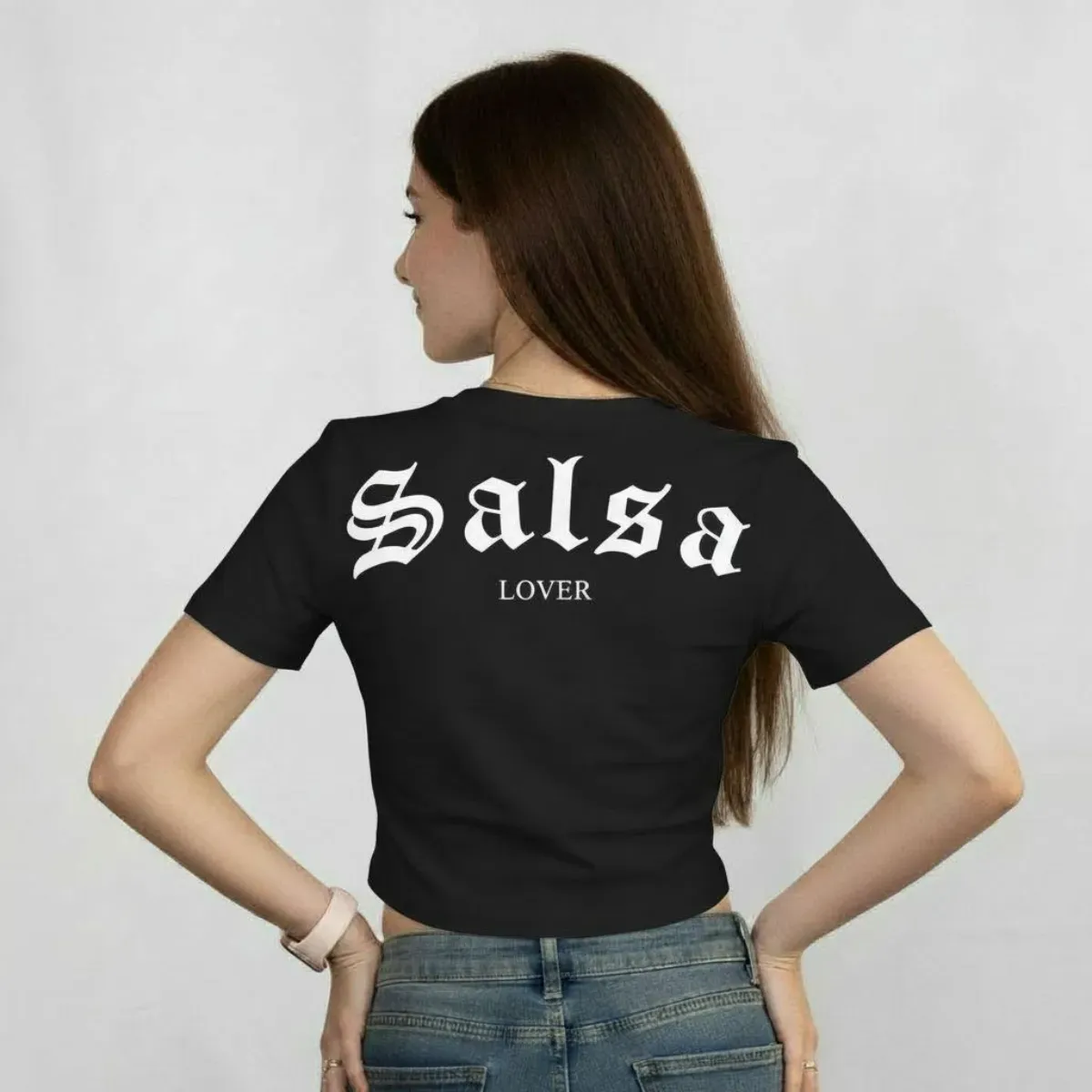 Top Salsa Lover negro, vista de espalda con el diseño Salsa Lover en blanco